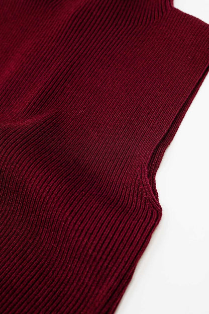 Sleek Burgundy Ribbed Turtleneck Sleeveless Top